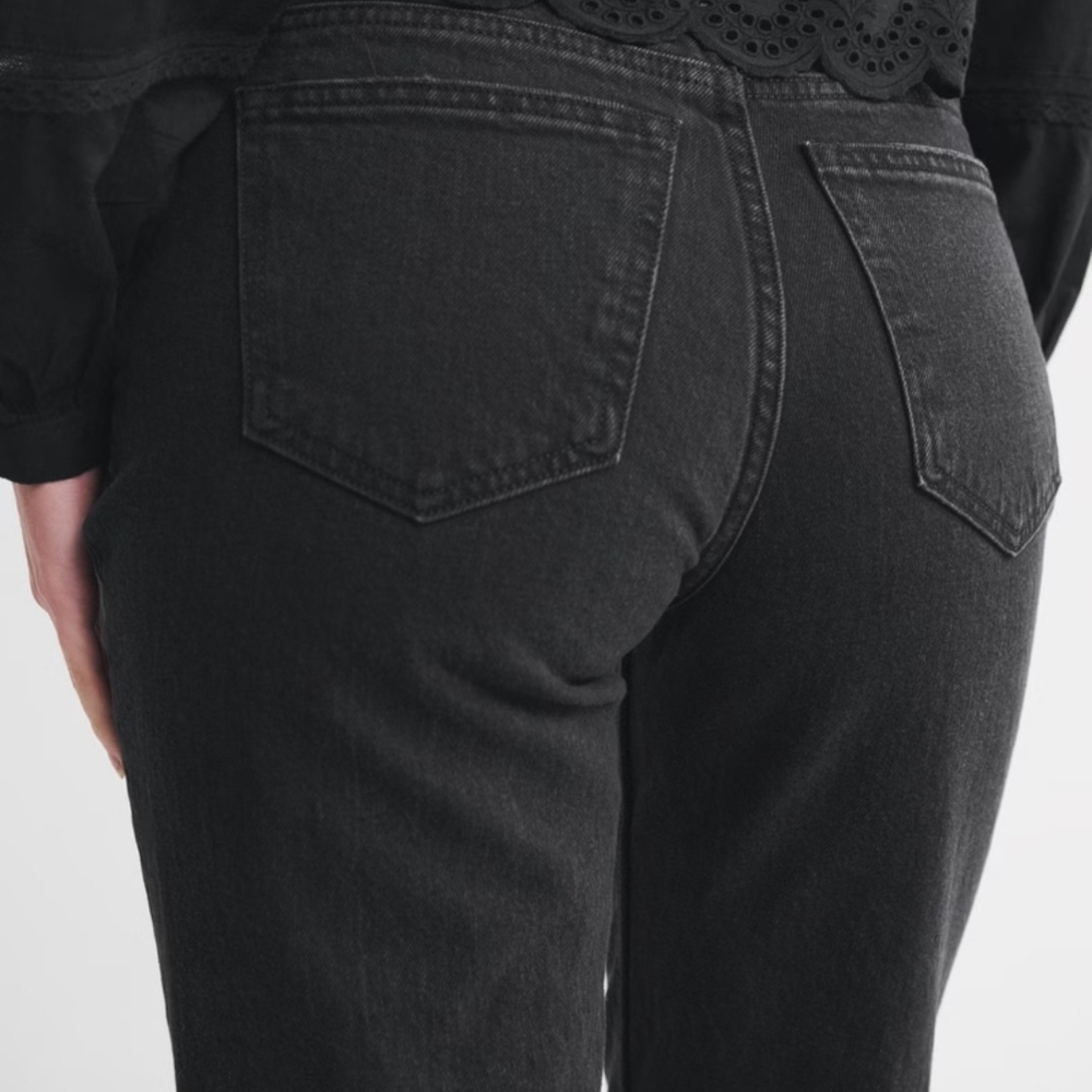 Abercrombie & Fitch Women's Black Straight Leg Jeans